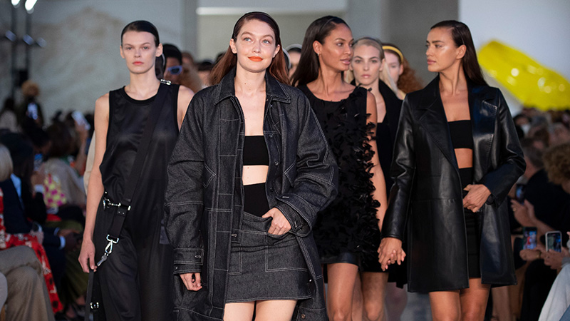 막스마라 SS 2022 런웨이 쇼