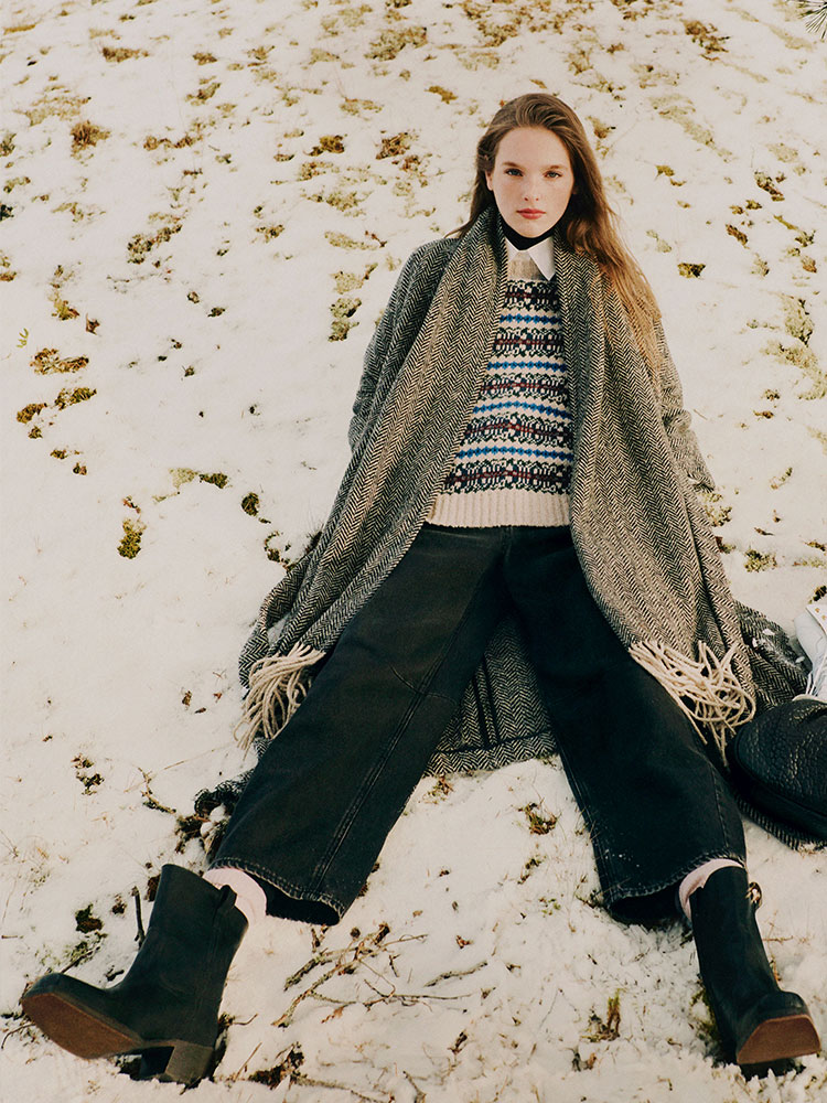 FW25 ADV Weekend Max Mara