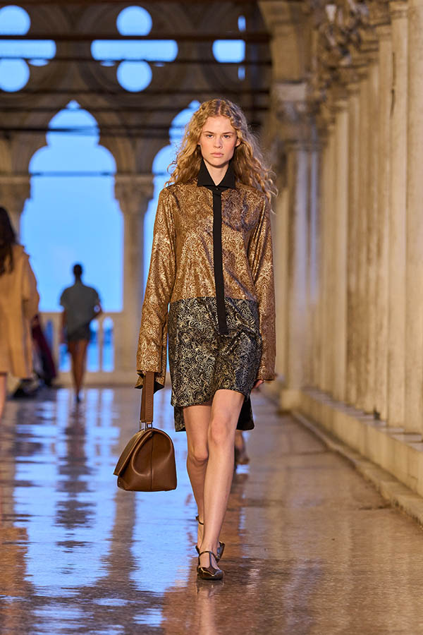 Max Mara Resort 2025 021 Max Mara